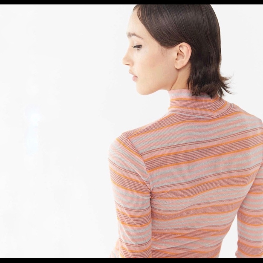 Urban Outfitters Striped Long Sleeve Turtleneck M